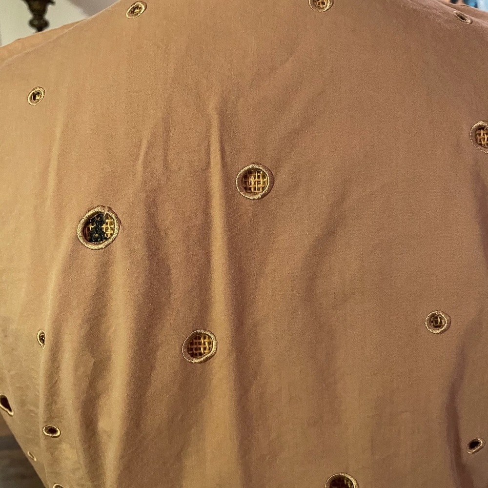 Cute Button Front Top - Picture 3 of 8